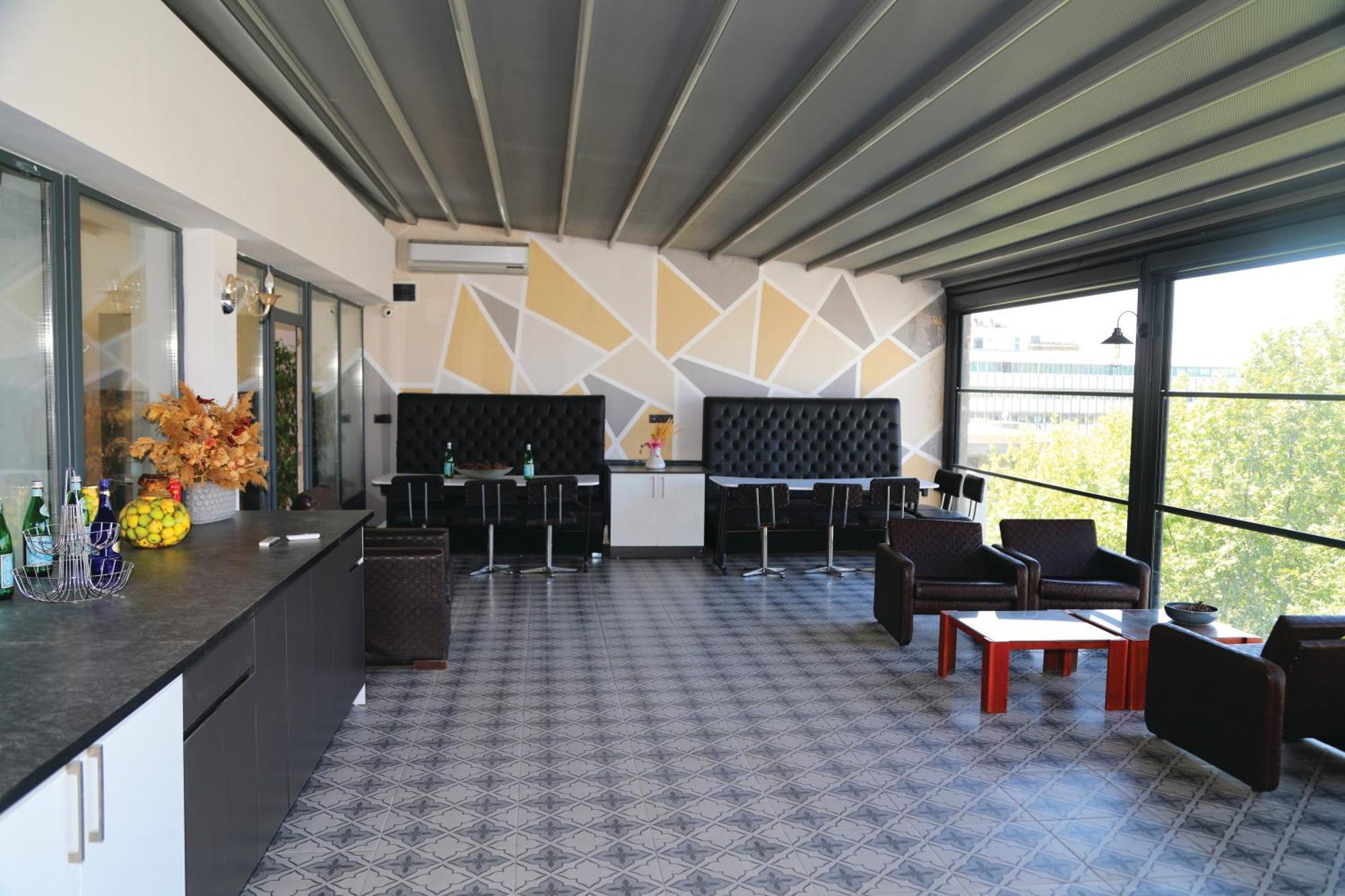 Cihan Hotel