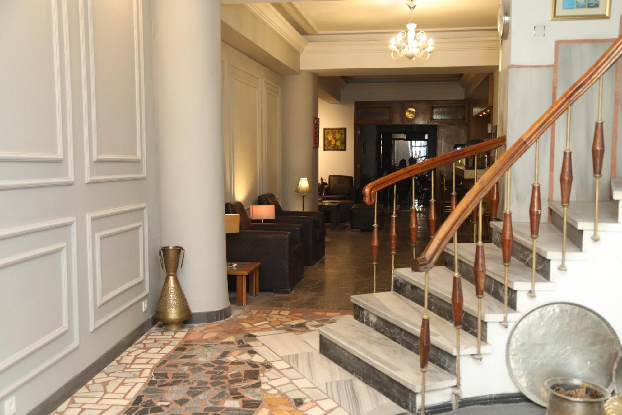 Hotel Cihan 3*